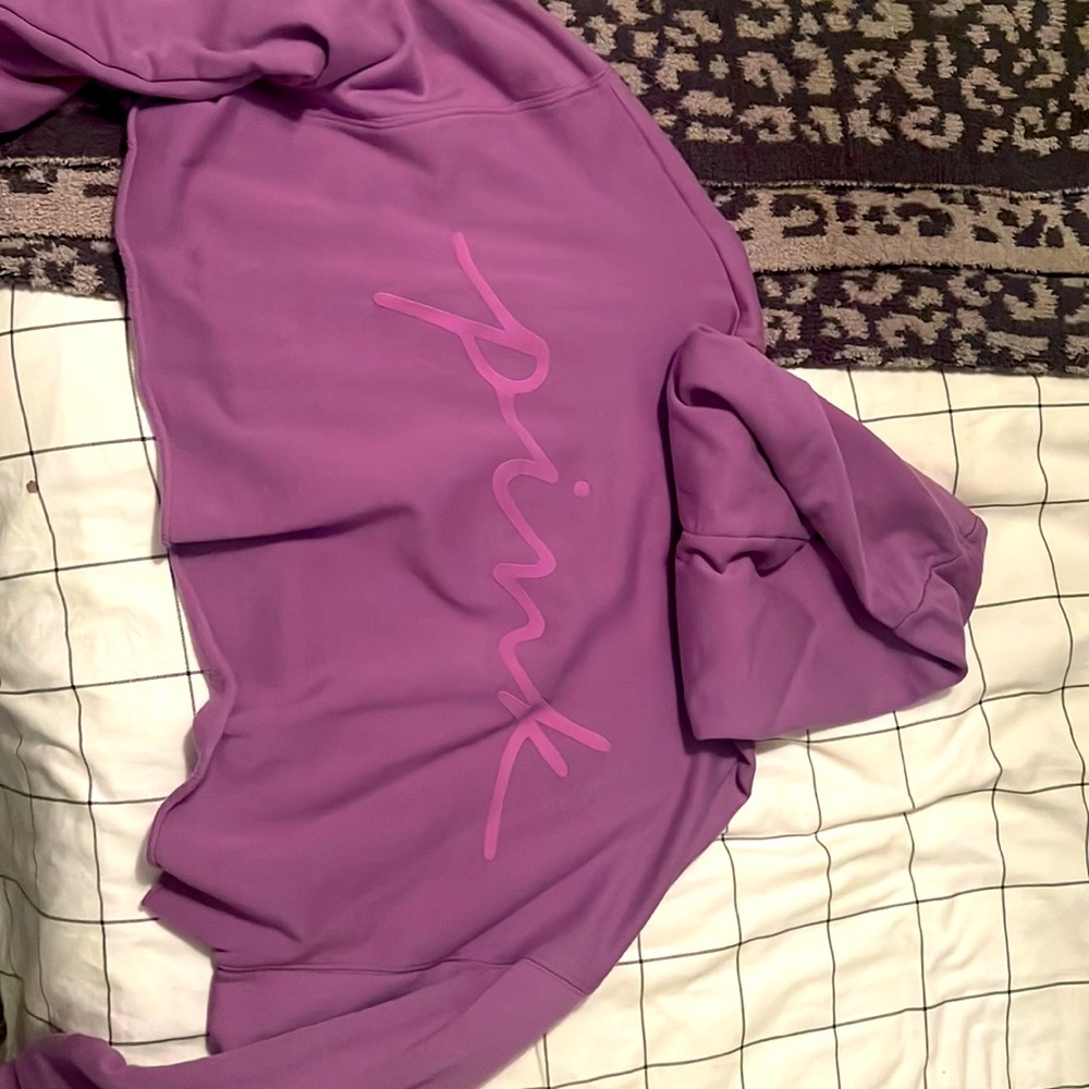 PINK Chloe x Halle cropped hoodie